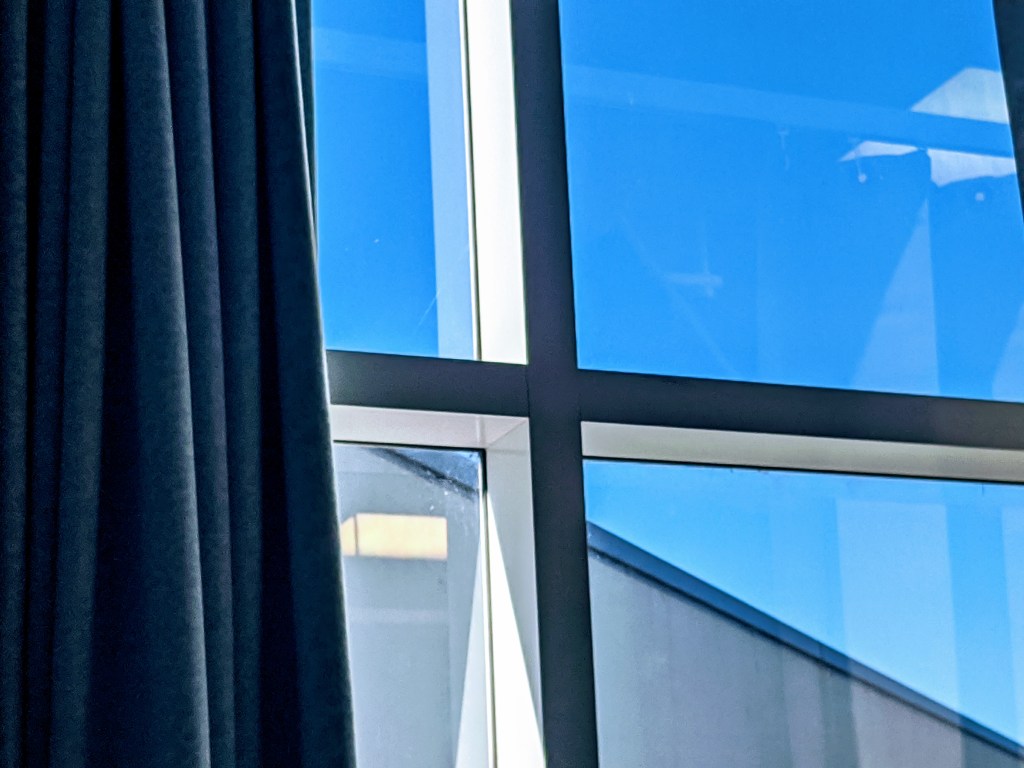 Like a broken&nbsp;pencil